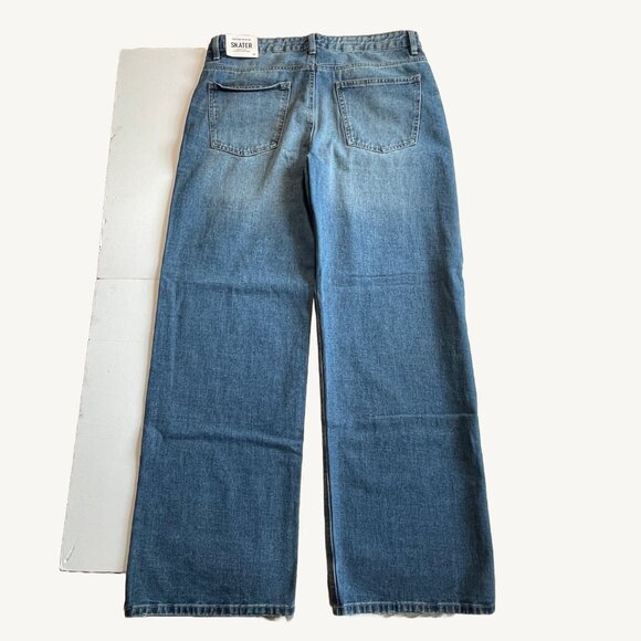 Refuge Blue Straight Leg Jeans Classic Style - Picture 8 of 11